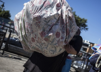 paso fronterizo beni enzar La oposición critica la pasividad de la Ciudad ante medidas en la frontera