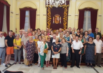 reciben representantes casas regionales melilla Las Casas Regionales de Melilla siempre “alegres” por volver a la tierra