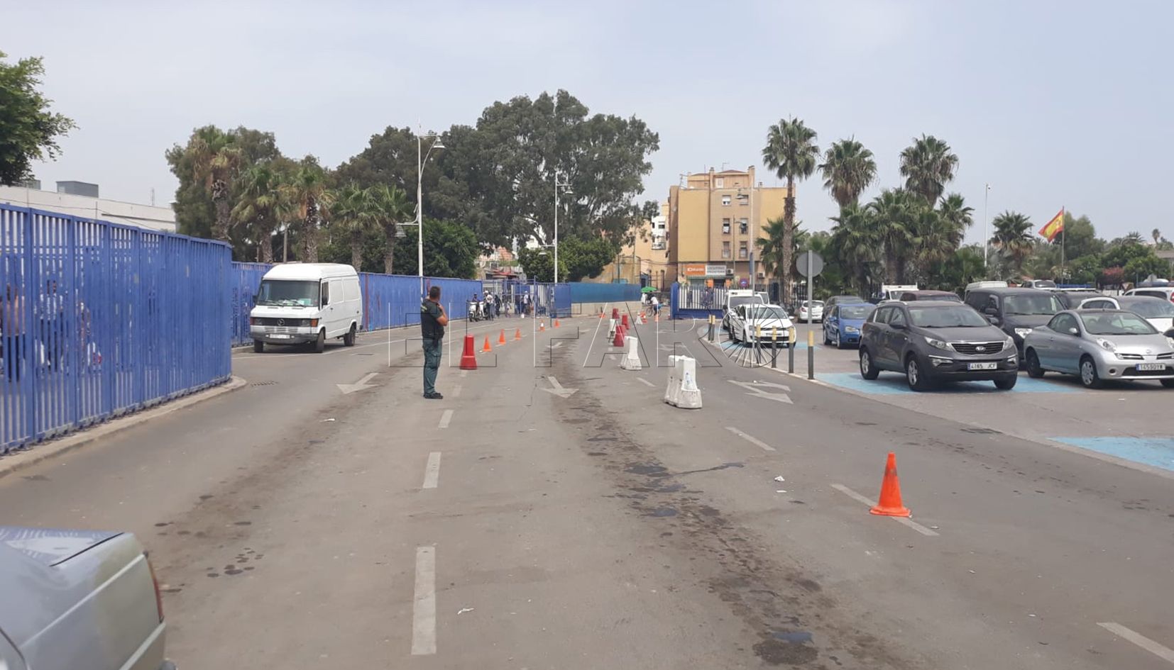 Delegación avisa de la llegada de casi 200 coches a mediodía a la frontera