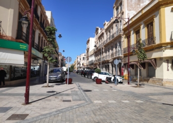 comercios centros Los populares sobre abrir los comercios solo 10 domingos: “No lleva a ningún lado”