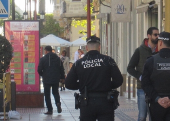 policia local Detenida una mujer por abandonar a sus hijos