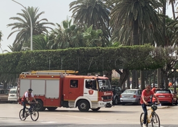 un bombero de melilla Los Bomberos se acercan a la Asamblea para trasladar sus demandas