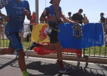 Eduardo Calderay durante el segmento a pie en el Mundial de Niza.