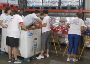 banco alimentos El Banco de Melilla bate récord: entregará 230.000 kilos de alimentos este año