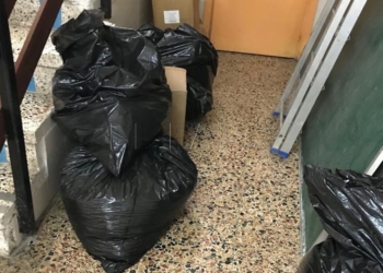 en1 El IES Enrique Nieto sin limpiar dos días: el AMPA exige una solución definitiva