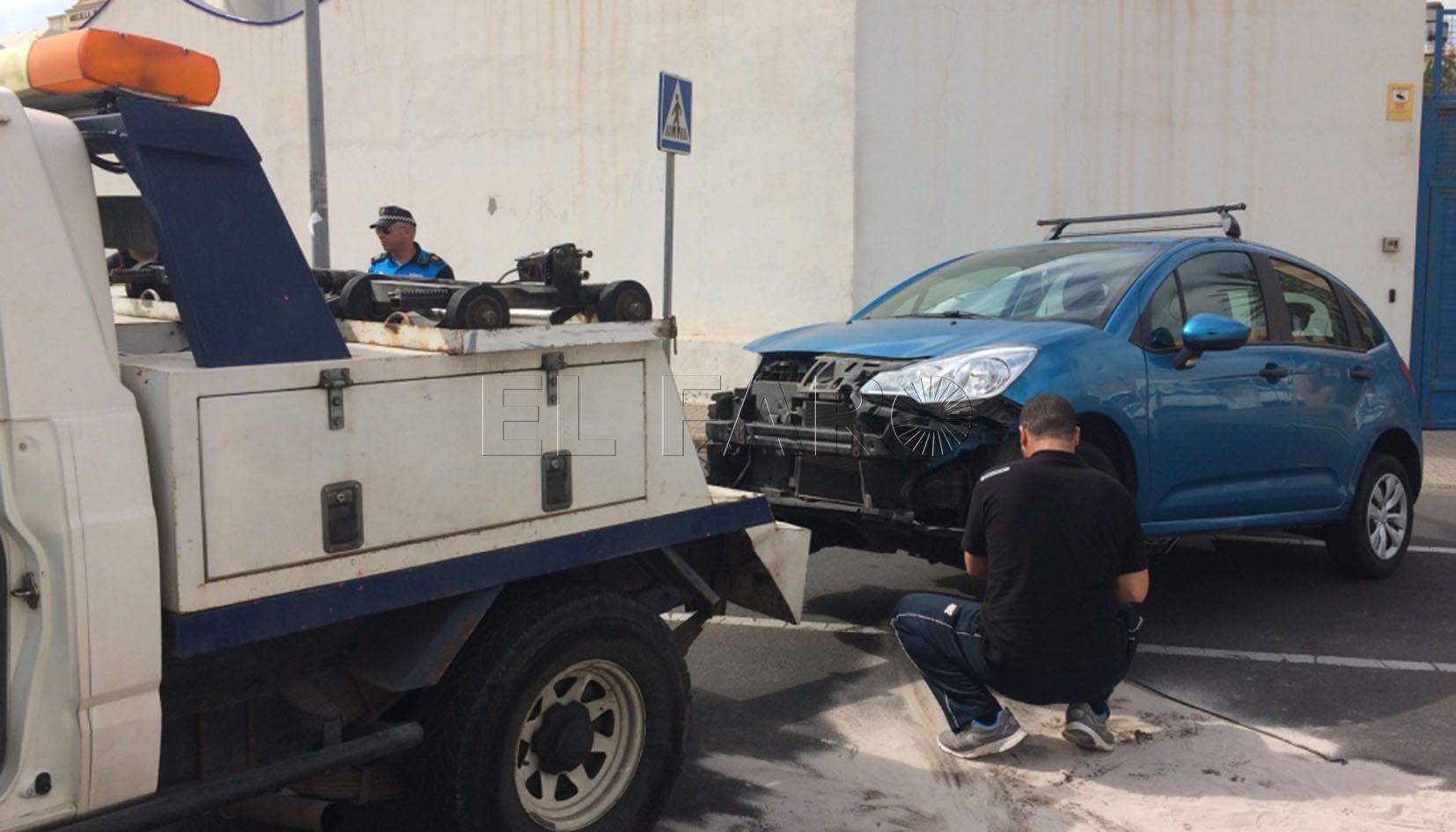 No hay servicio de grúa municipal: 9 trabajadores se quedan en la calle