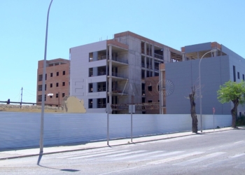 hospital nuevo El nuevo hospital entrará en funcionamiento por fases según su dotación