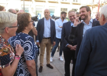 17 Casado al teléfono: “Viva la Policía Nacional. A sus órdenes”