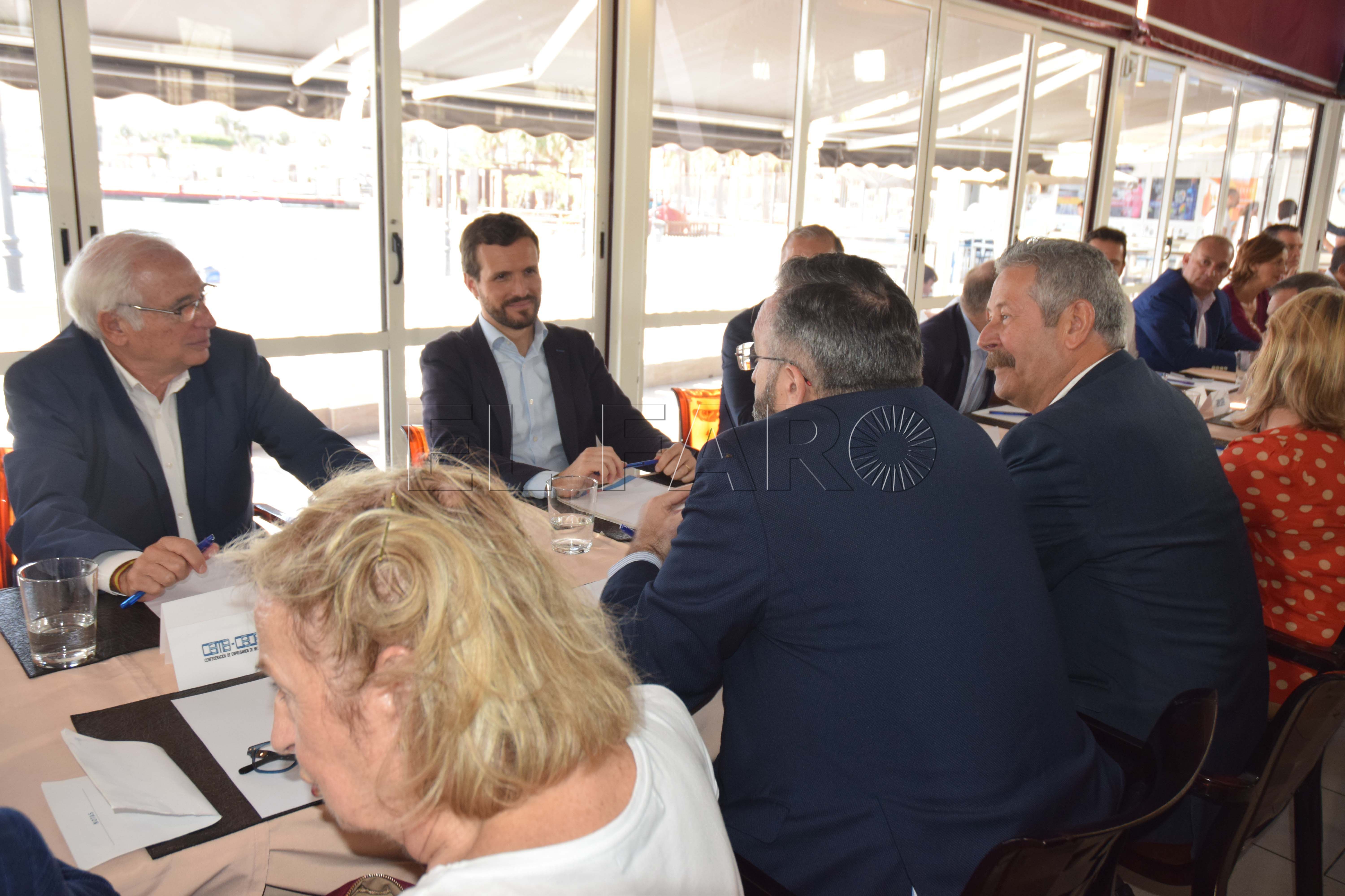 La frontera y la aduana, temas centrales de los que habló la CEME con Casado