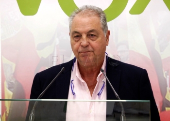 Jesús delgado Vox Melilla Vox pide no se politicen los proyectos de la ampliación puerto y el aeropuerto internacional