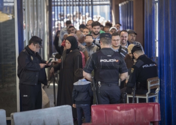 paso fronterizo beni enzar La SUP Melilla dice que “si no hay colaboración marroquí, los pasos fronterizos son un caos”
