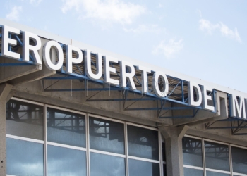well 7 Luchar por el aeropuerto