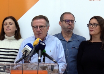 De Castro pide volver al centro tras la derrota a nivel nacional y local La caída de Ciudadanos a nivel nacional arrastra al partido local a 907 votos