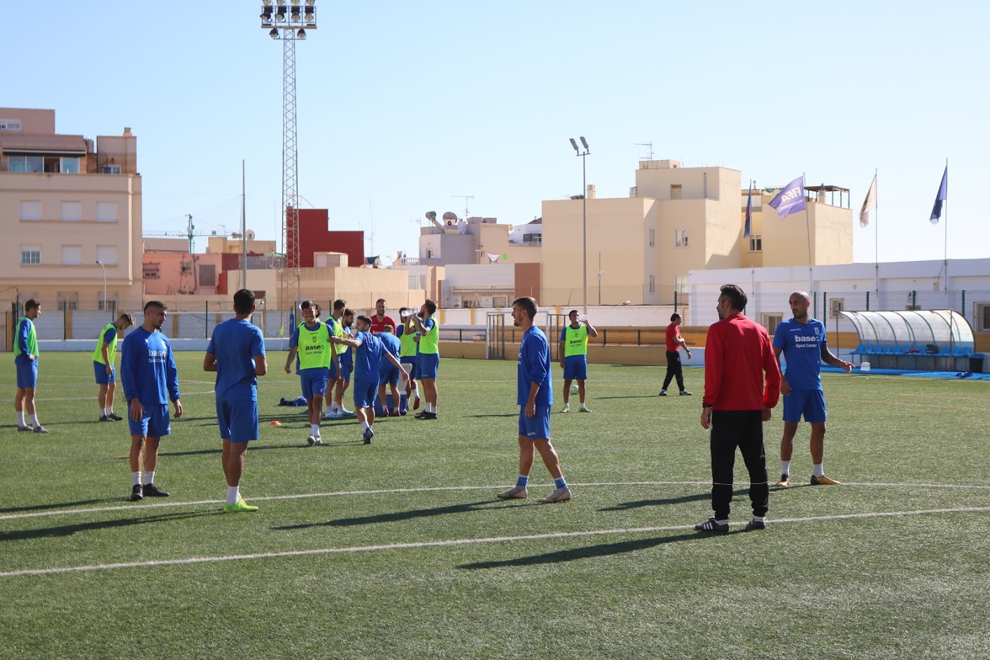 La UD Melilla busca dar un golpe de autoridad