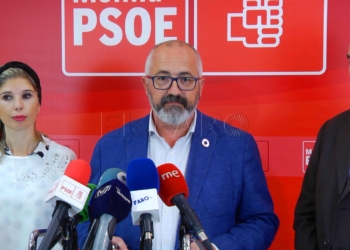 bustillo pensiones dignas Bustillo dice que CpM en el Congreso quedaría relegado al grupo Mixto con Bildu y la CUP