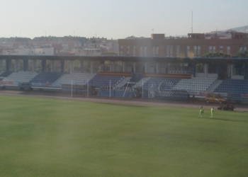 estadio Aplazado el Melilla-Coruxo por viento