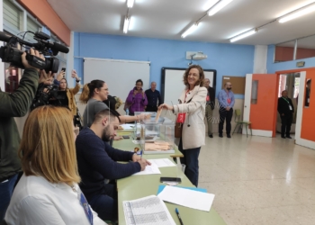 gloria rojas vota Rojas afirma que con la indiferencia no se hace nada y con el voto se construye el país