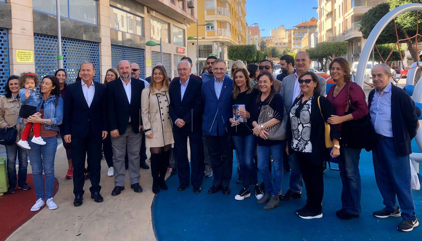 Imbroda pide el voto para el PP para evitar que Sánchez aumente la crisis económica