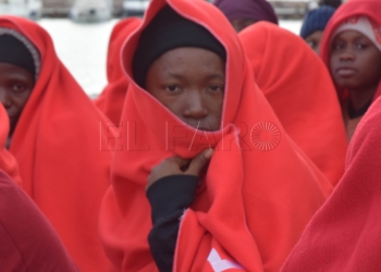1 1 Unos 33 inmigrantes llegan a las Chafarinas: hay una una mujer fallecida
