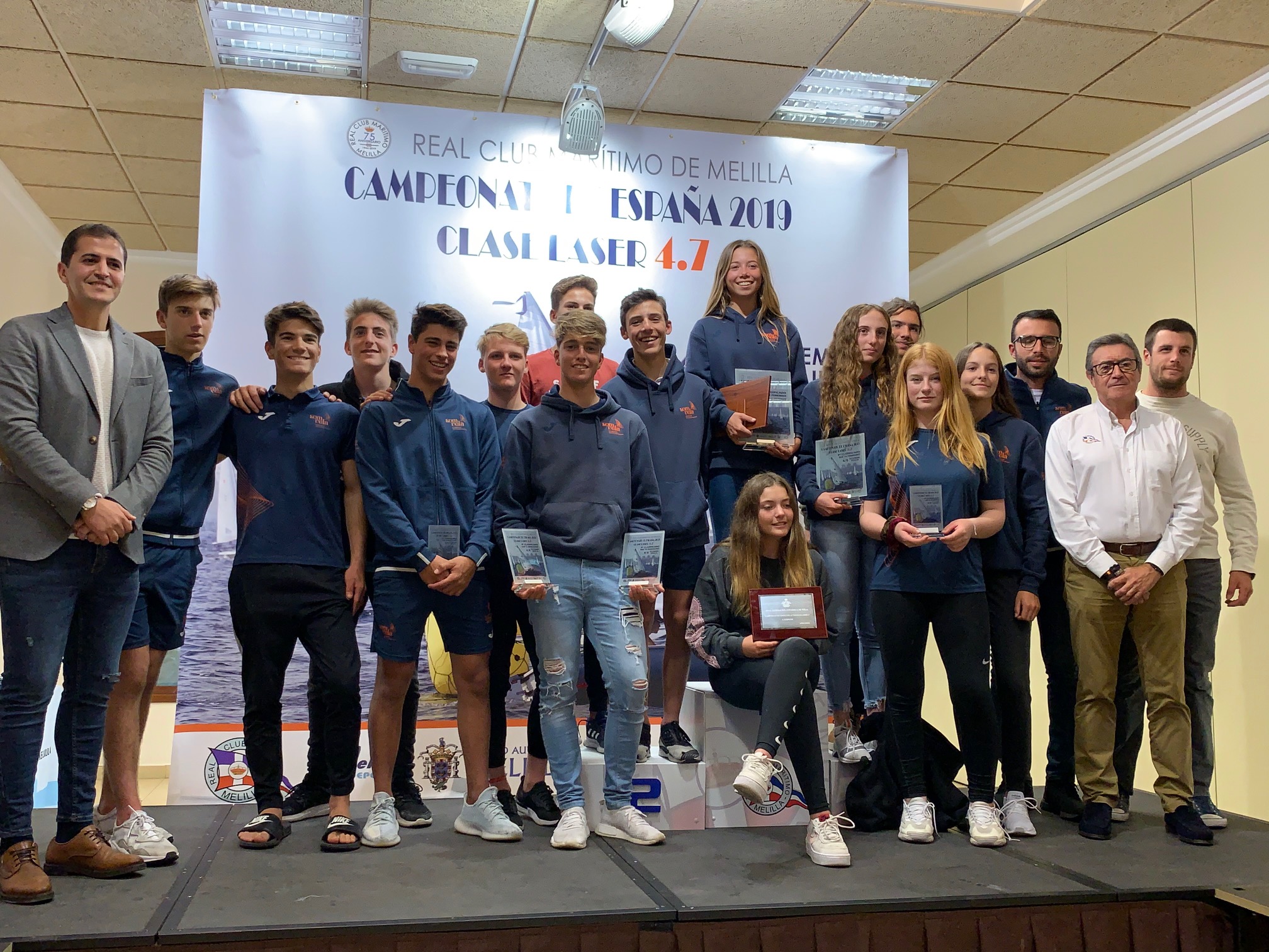 La entrega de trofeos pone el colofón al Nacional Láser 4.7 juvenil en Melilla