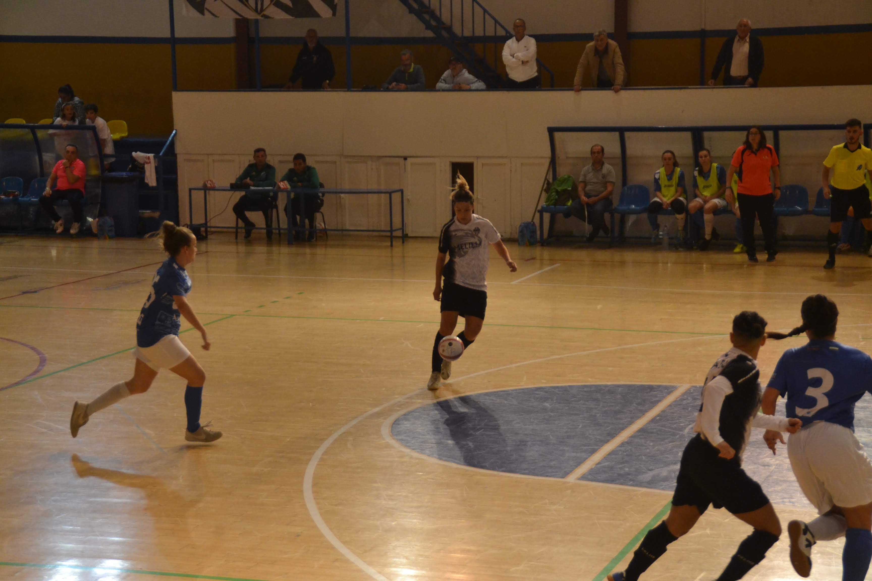 Derrota en la pista de un rival directo