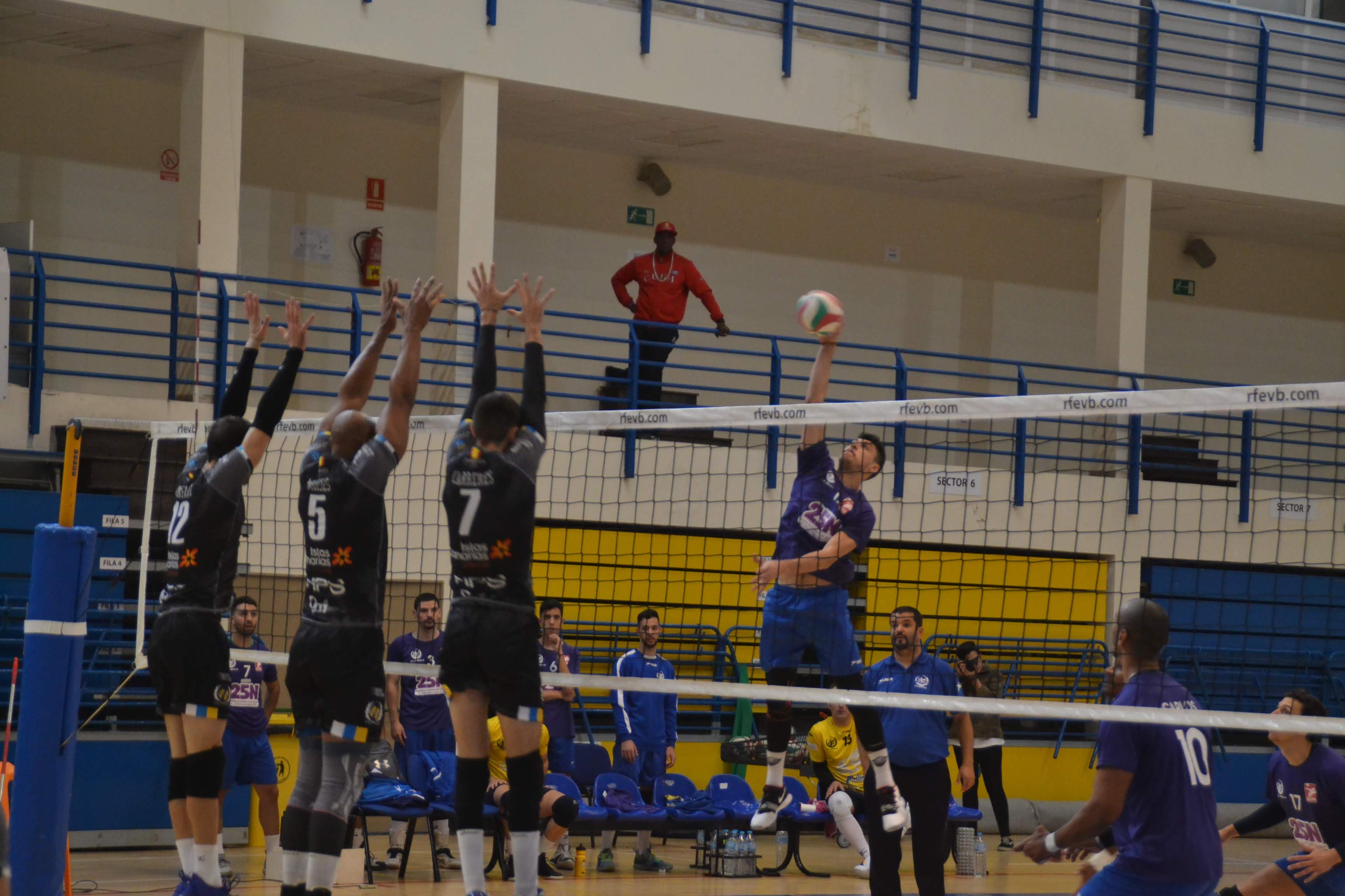 Cambio de líder en la Superliga Masculina