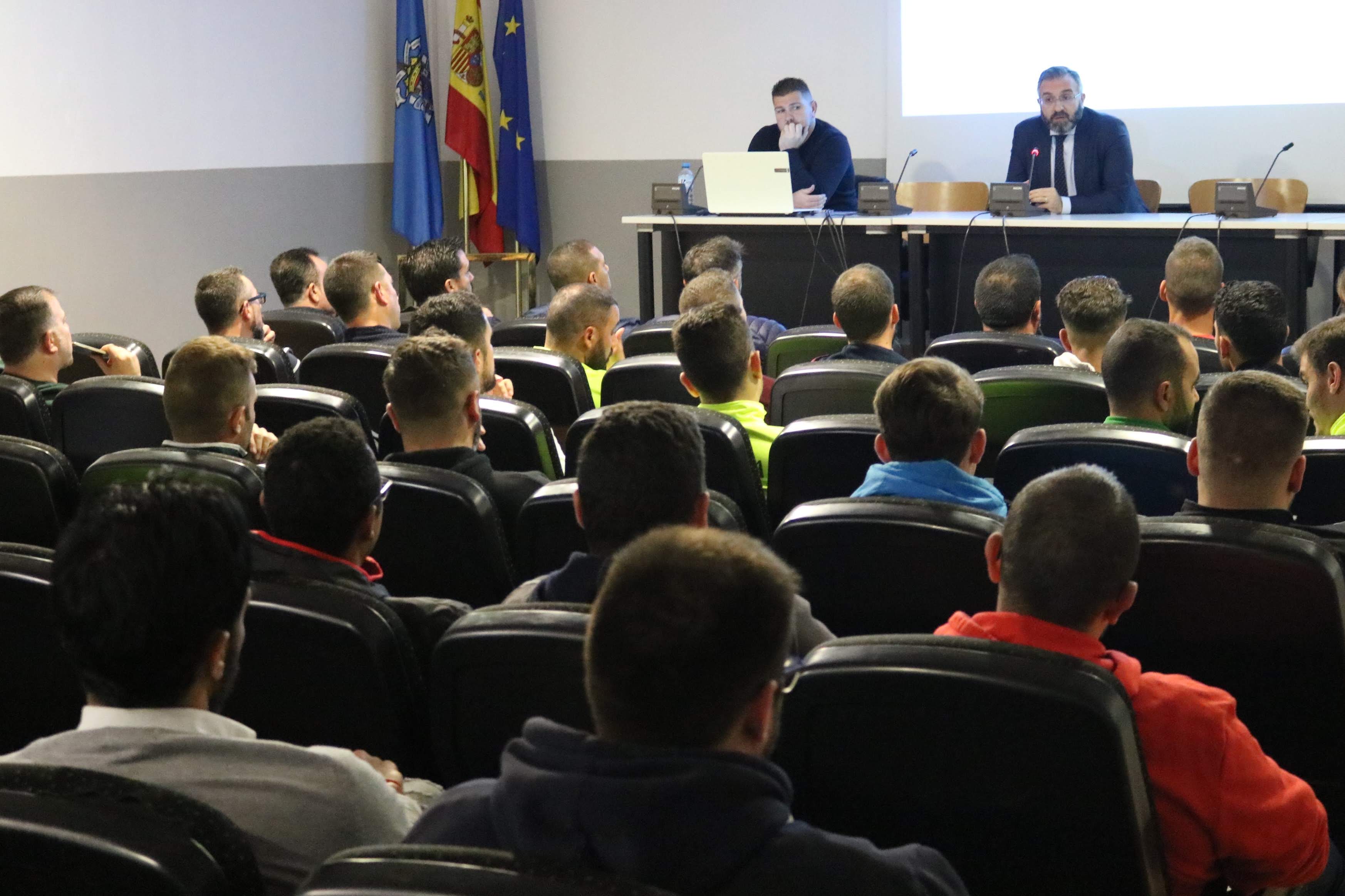 Presentado el trabajo de cantera desarrollado por la UD Melilla