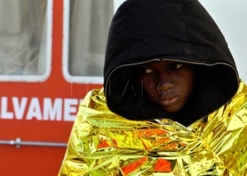 Salvamento Marítimo traslada 33 de los 60 inmigrantes llegados de madrugada a las islas Chafarinas 1 Llegan 60 inmigrantes a las islas Chafarinas en la segunda patera en cuatro días