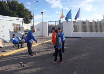 WhatsApp Image 2019 12 16 at 18.23.16 El Club Estopy celebra el IV Campeonato Navideño juvenil en las pistas federativas