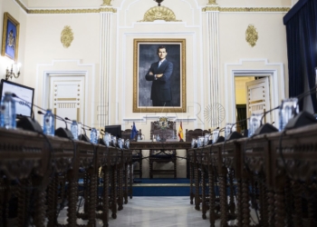 pleno sesion investidura diputados asamblea Hacienda se compromete a incluir los 14,2 millones en los PGE de 2020