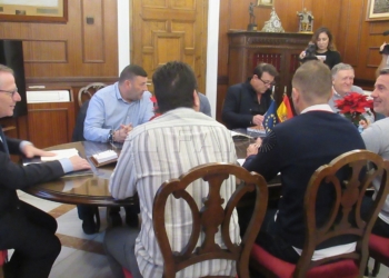 reunionplataformapolicialocal La Plataforma de la Policía Local dice que hay más delitos por la falta de agentes