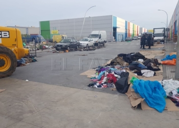 operacion contra venta ilegal 6 Policía Nacional y Policía Local actuarán cada sábado contra la venta ilegal en la vía francesa