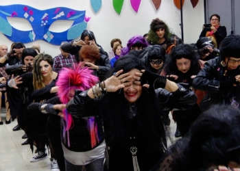 Disfraces hechos a mano y bailes la mejor forma de vivir el Carnaval en Aulas para Mayores Disfraces y bailes para vivir el Carnaval en Aulas Culturales para Mayores