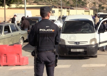 La frontera inteligente registra 12.000 entradas diarias por cada puesto fronterizo Moh afirma que Melilla no podía seguir con “una zona hipotecada con vehículos estacionados”