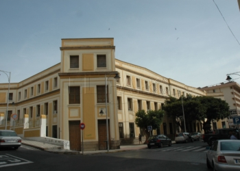 correos002 Una residencia privada o mini pisos baratos de la Ciudad, opciones para universitarios