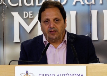 hassan Sanciones de entre 750 y 3.000 euros para los que tiren la basura a deshoras o fuera de los contenedores