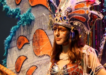 ‘Metamorfosis vuelo al cielo’ se corona Diosa del Carnaval Infantil de 2020 ‘Metamorfosis, vuelo al cielo’ se corona como la Diosa del Carnaval Infantil de 2020