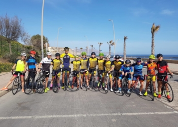 87857362 2540652516150474 3169811706989772800 o La cantera triatlética del Club Atlético Melilla se entrena de manera muy dura