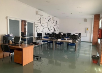 aulas vacias academia vetonia Incertidumbre y preocupación entre los empresarios autónomos de la ciudad