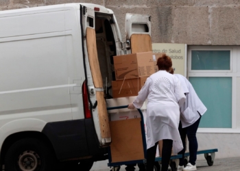 material sanitario La CAM solicita más respiradores y material sanitario al Gobierno Central