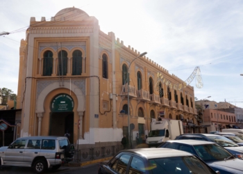 mezquita central La Comisión Islámica de España recomienda la suspensión de la oración del viernes