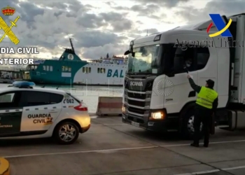puerto guardia civil melilla La Guardia Civil agiliza desde el puerto la llegada de mercancía a su destino