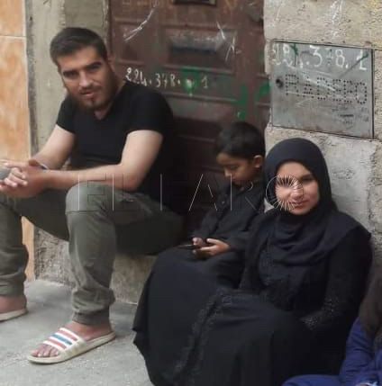 familia 1 Una familia siria pide que le devuelvan a su hijo tras meses esperando las pruebas de ADN