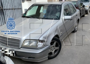 La Policía Nacional detiene a un individuo que se saltó un control y lesionó a un agente