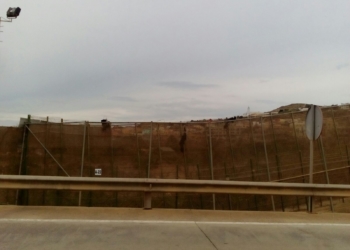 valla La Gendarmería marroquí detiene a 189 personas que intentaban entrar en Melilla