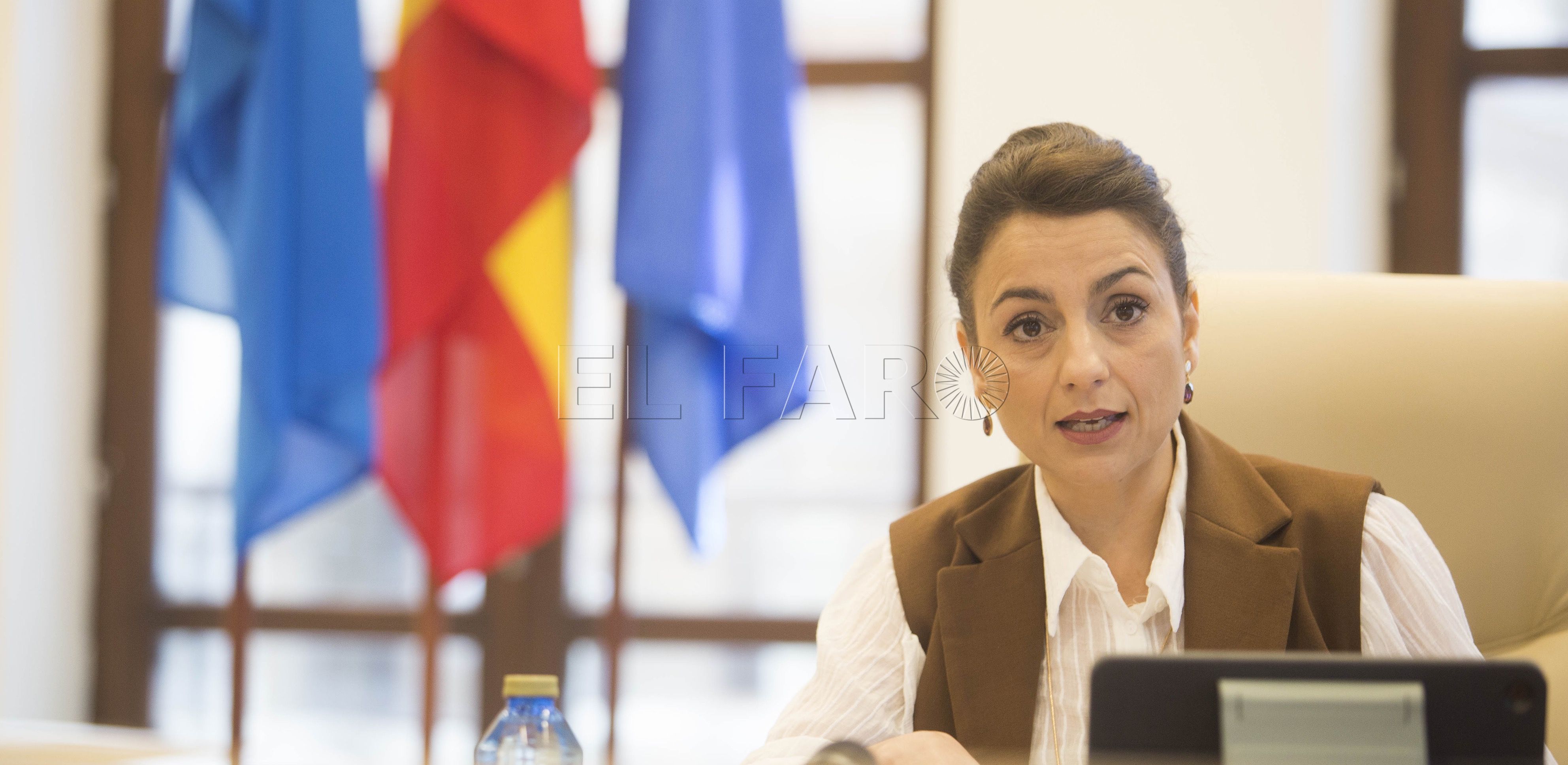 2 1 2 Melilla y Ceuta piden a la ministra de Hacienda “ayuda y colaboración”  