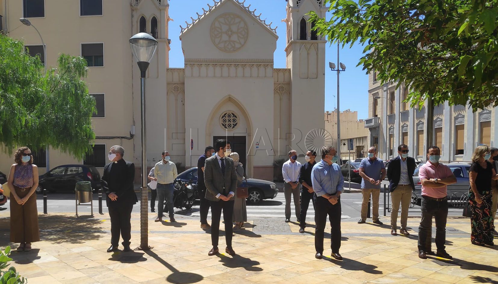 Melilla guarda un minuto de silencio y rinde homenaje a las víctimas de la COVID-19