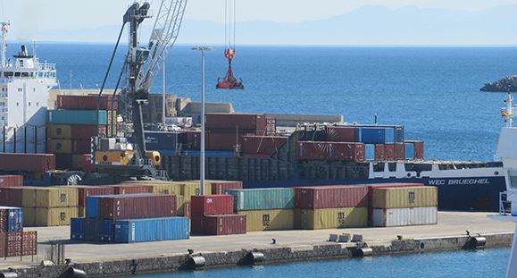 puerto melilla El Estado presupuesta paliar el coste del transporte de mercancías