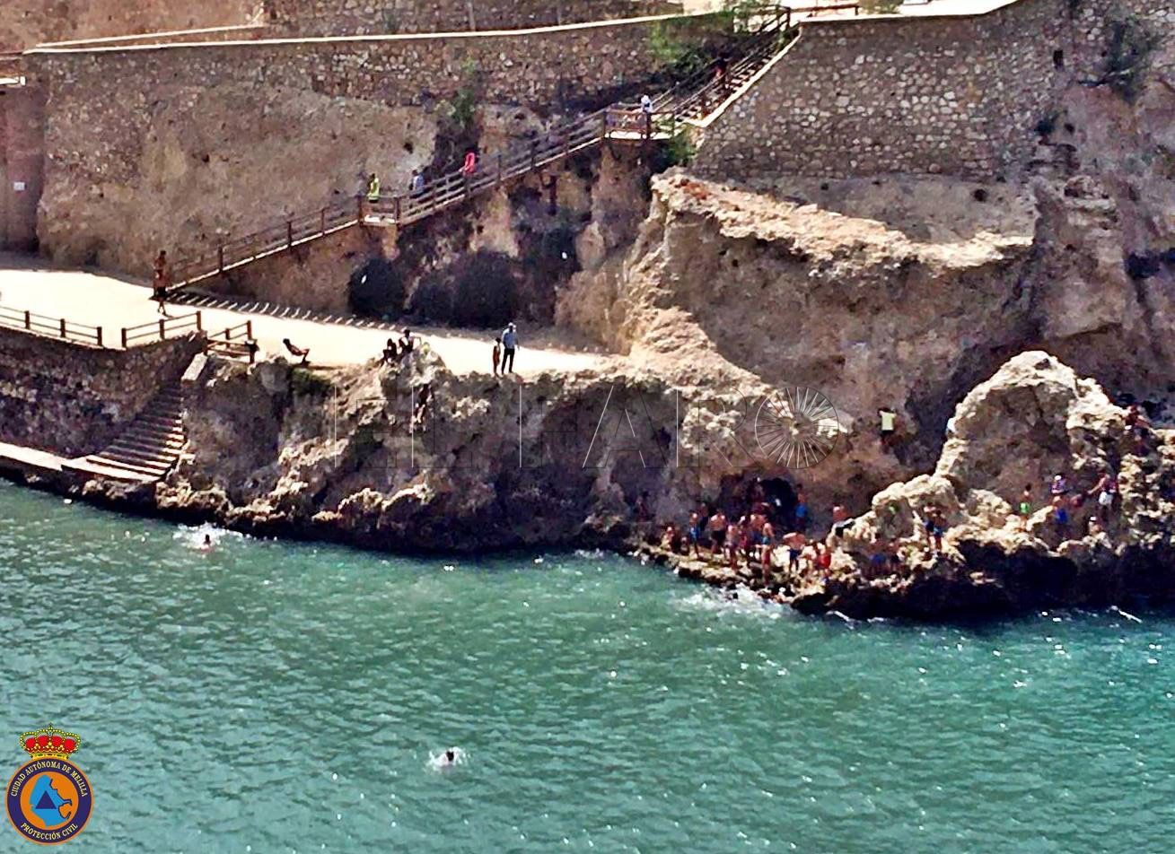 rescate playa 1 El equipo de socorrismo de las playas salva la vida de 3 personas en 15 minutos