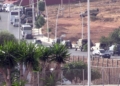 3 Muere un migrante y tres guardias civiles heridos en el intento de salto de la valla por 300 personas